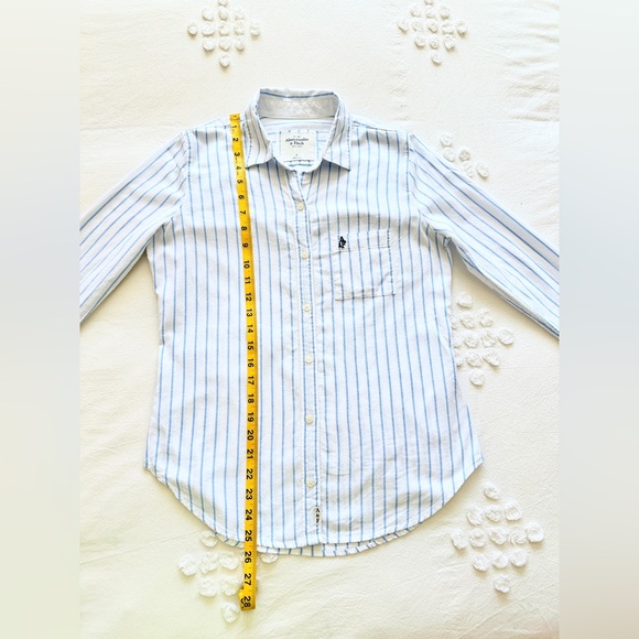 Vintage Y2K Abercrombie & Fitch Striped Linen Button Up Shirt - White/Blue - S - Picture 12 of 14